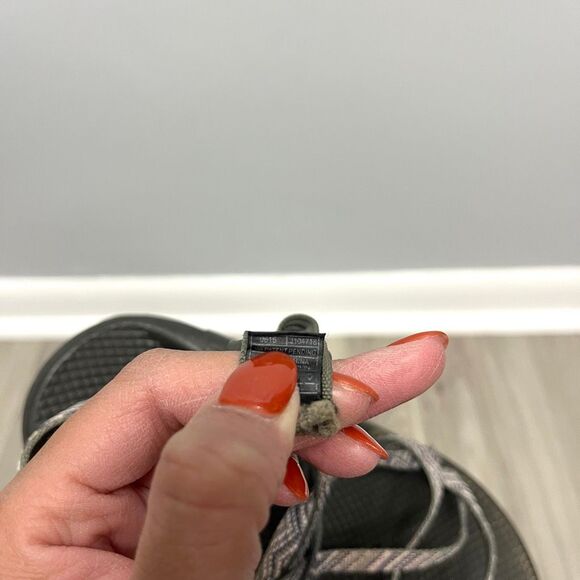 Chaco Sandals Women’s 9 Purple and Gray Double Strap - Picture 5 of 5